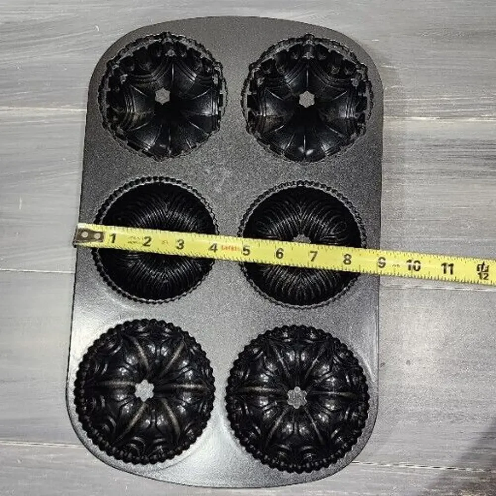 NORDIC WARE 6 Cup Mini Bundt Cake Pan Heavy Cast Aluminum
